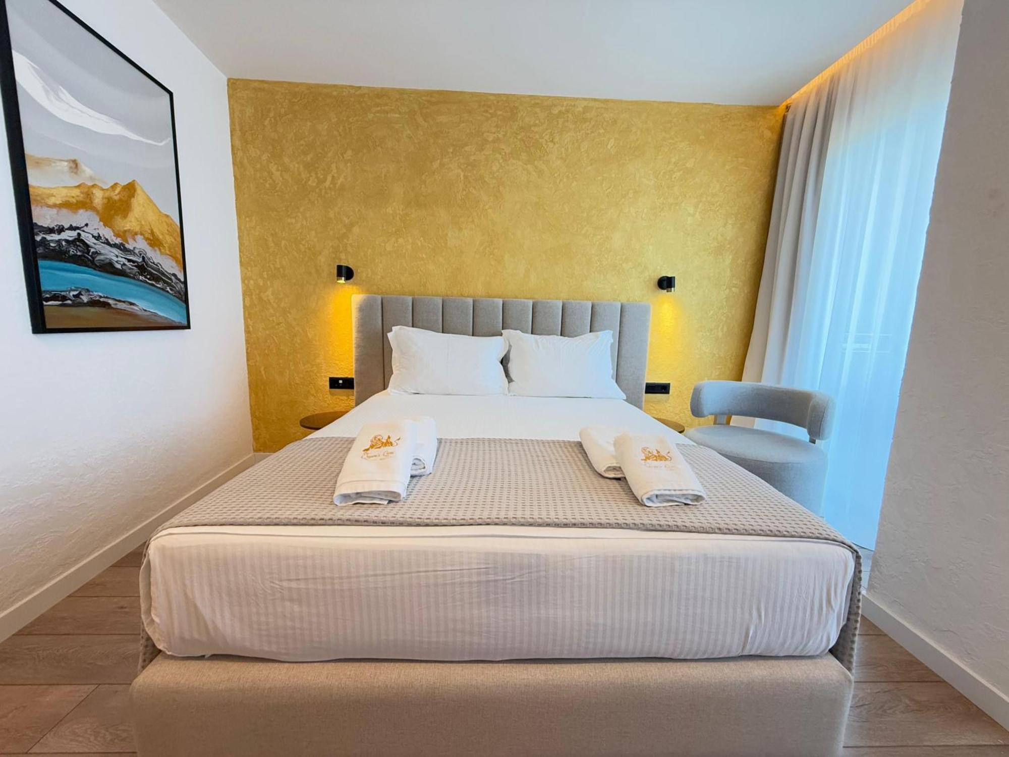 The Queen'S Lion Premium Hotel Sarande Exterior photo